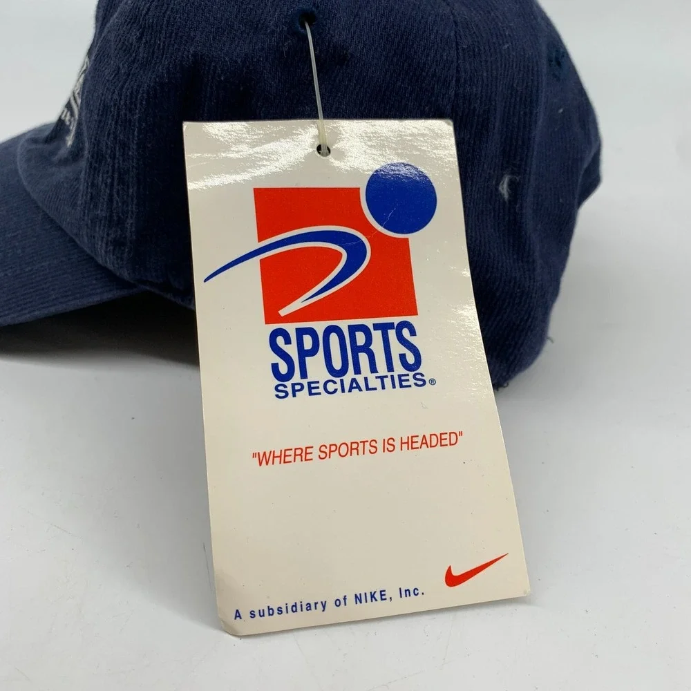 Vintage Nike Sports Specialties Michigan Wolverines Blue Adjustable Deadstock
